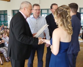 Zeugnisausgabe am BSZ "Friedrich Siemens" in Pirna