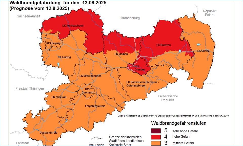 Karte Waldbrandgefahrenstufen vom 4.7.2025