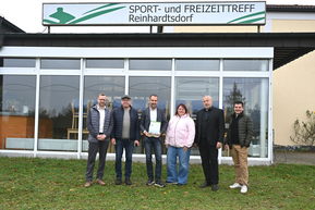 Foto von der Fördermittelübergabe