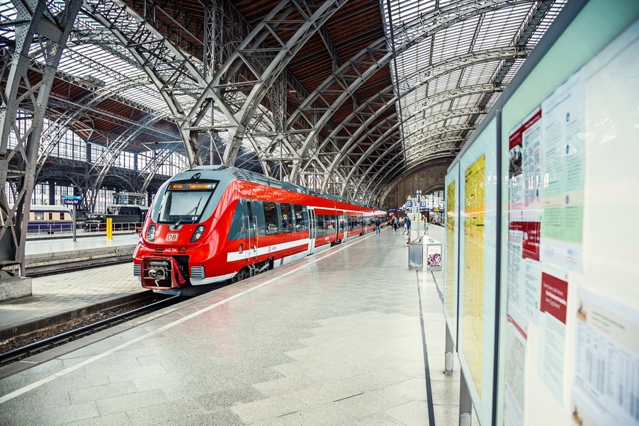 Die Befragung findet unter anderem im Regionalexpress zwischen Dresden und Leipzig statt.